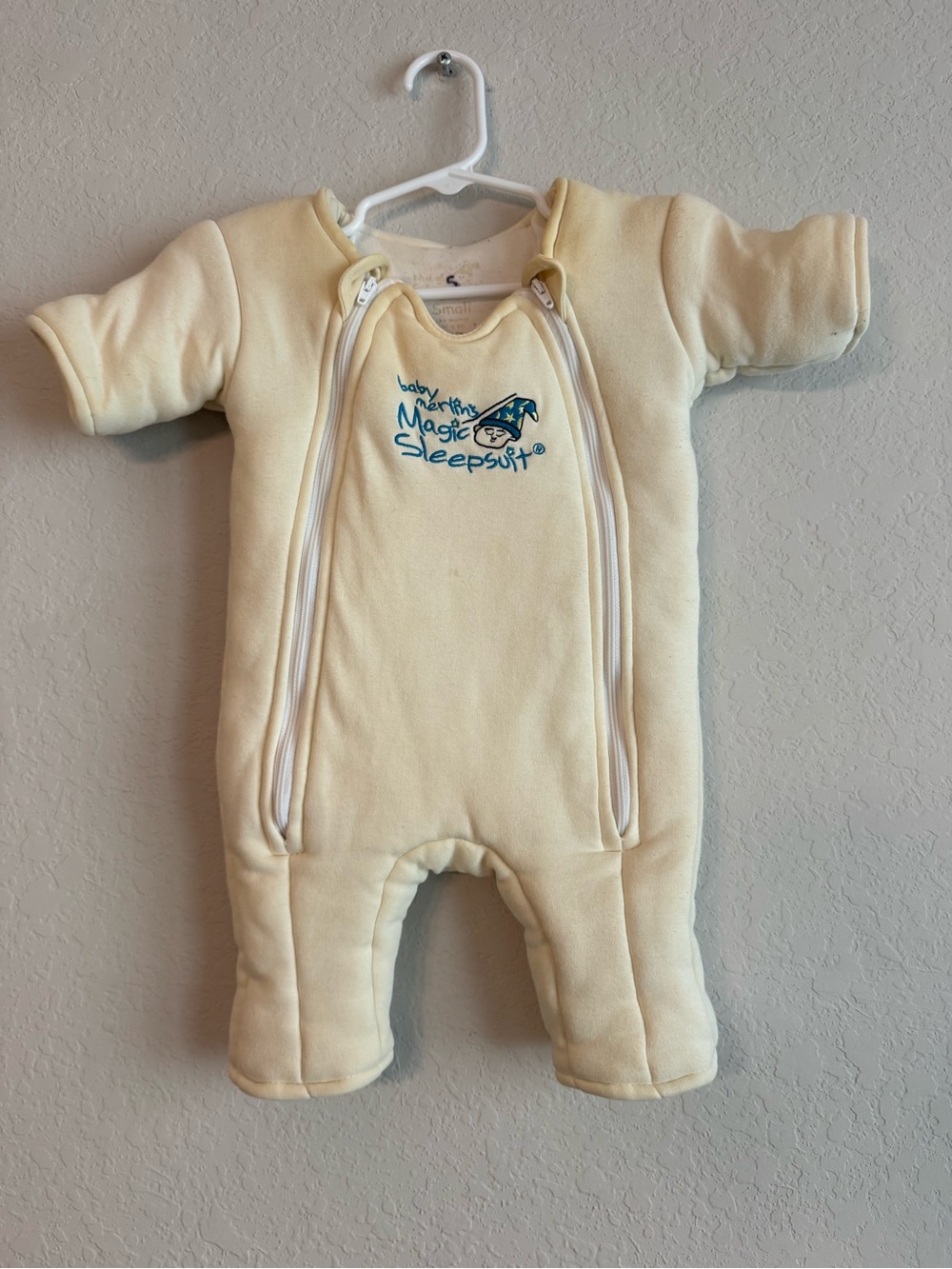 Magic Merlin Baby Sleepsuit yellow, small